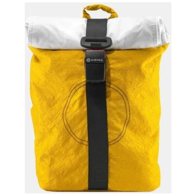 Airpaq Rucksack aus Autoschrott