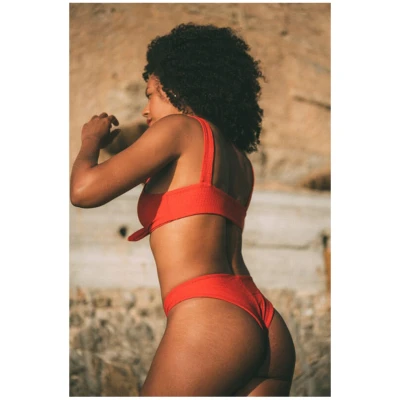 Anekdot Damen vegan Bikini Bottom Geranium / Skyline Slim Rot