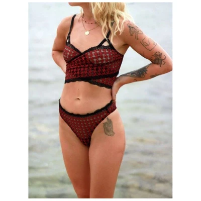 Anekdot Dharma Red Set