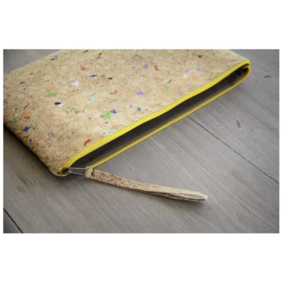BY COPALA Laptop-Hülle 13 " - 14 " Zoll aus Kork mit Farb-Akzenten & gelbem Zipper