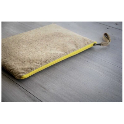 BY COPALA Laptop-Hülle 13 " - 14 " Zoll aus Kork mit gelbem Zipper