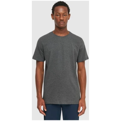 Basic T-Shirt