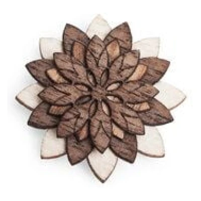 BeWooden Brosche aus Holz - "Illa" | Mode Schmuck