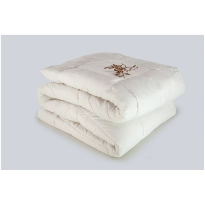 Bettdecke Bio Merinowolle mit Zirbe 135 x 200 cm, 1200 g (Ganzjahr)