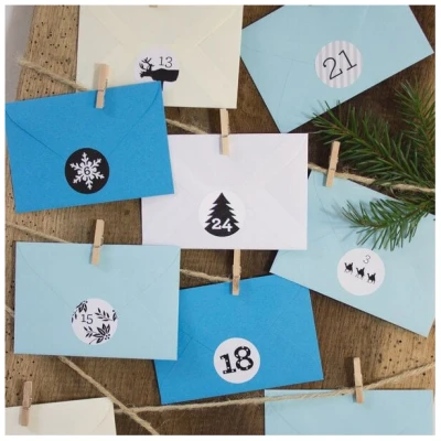 Bow & Hummingbird Adventskalender Eisblau