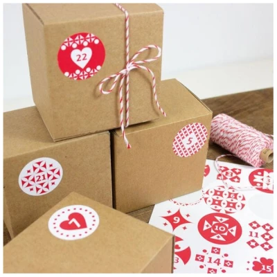 Bow & Hummingbird Adventskalender Set mit Boxen "Rot/Weiß"