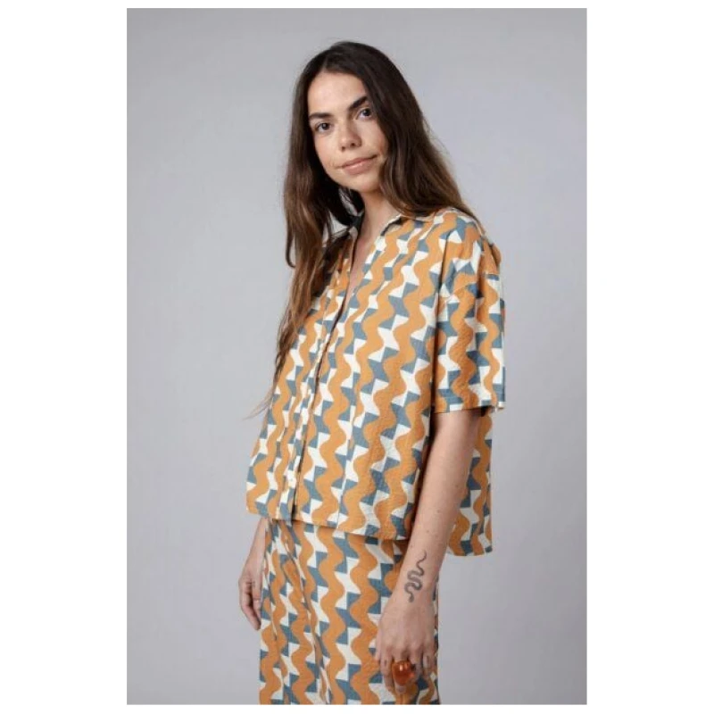 Brava Fabrics Big Tiles Cropped Bluse Ochre