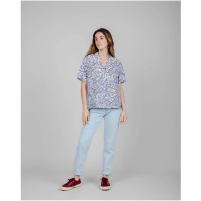 Brava Fabrics Damen vegan Bluse Tiger Aloha Weiß & Blau