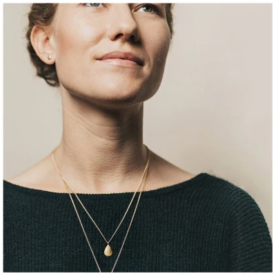 ChristinaPauls Slow jewellery Amia Tropfen Kette in Gold und Silber