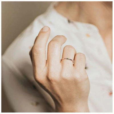 ChristinaPauls Slow jewellery Zarter Diamantring in Rosegold