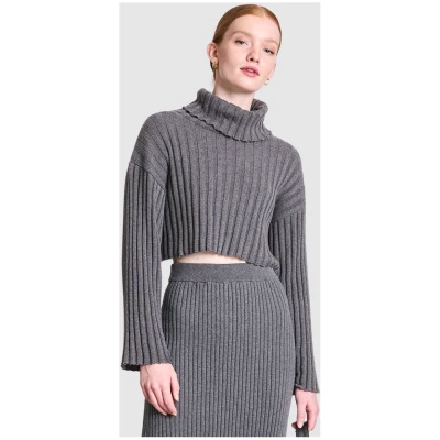 Cropped Turtleneck Caligo