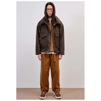 Embassy of Bricks and Logs Übergangsjacke - Swara Short Parka - aus recycelten Materialien