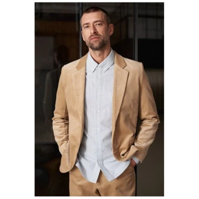 Entspannter Cord-Blazer Enver aus Bio-Baumwolle von About Companions