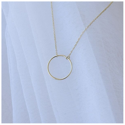 Eppi Goldene Halskette in minimalistischer Form Karma
