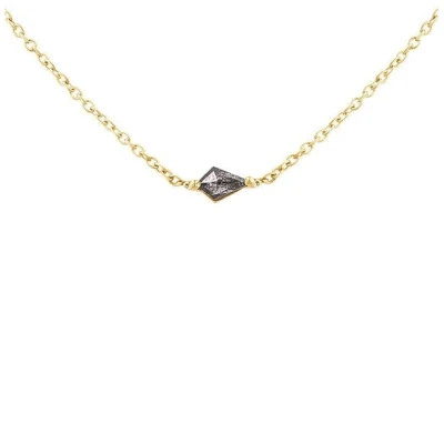 Eppi Halskette mit Salt and Pepper Diamant in Kite Form Ranka