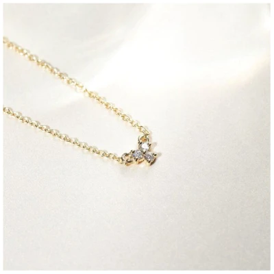Eppi Halskette mit drei Lab Grown Diamanten Sharma