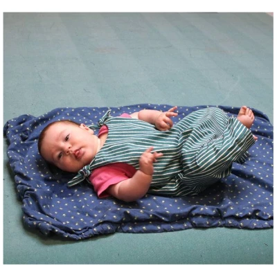 Frija Omina Baby-Strampler gewebt