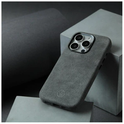 GOOD WILHELM iPhone Pro Hülle JOSEPH aus italienischem Alcantara (vegan)