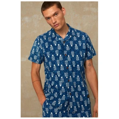 Herren Kurzarm-Hemd "BALDER" aus Biobaumwolle von KINGS OF INDIGO, Woodblock Indigo Dye