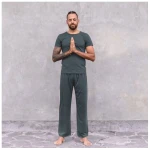 Jaya ROCKY UNI - Männer - körpernahes T-Shirt für Yoga aus Biobaumwolle