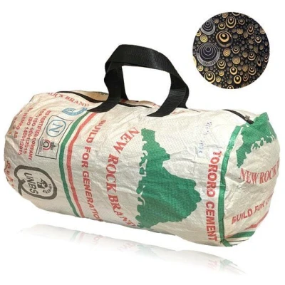 Kimuli Handgenähte Sporttasche & Reisetasche aus recycelten Zementsäcken