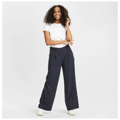 KnowledgeCotton Apparel Stoffhose - POSEY pin strip wide pants - mit recyceltem Polyester