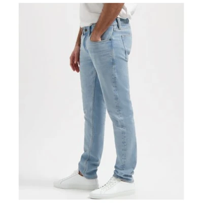 Kuyichi Herren vegan Straight Jeans Nick Faded Blue