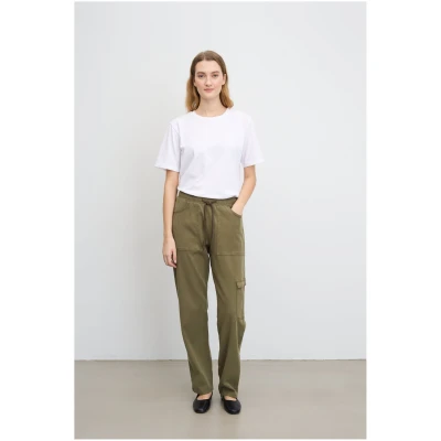 LAURIE Damen vegan Cargohose Ofelia Entspannt Mittellang Getrocknet Olive