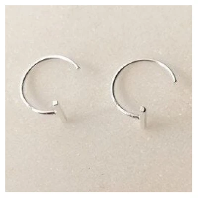 LUXAA Kleine Creolen mit Stab - 925er Sterling Silber