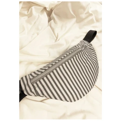 Lena Schokolade HipBag Striped aus Bio-Baumwolle