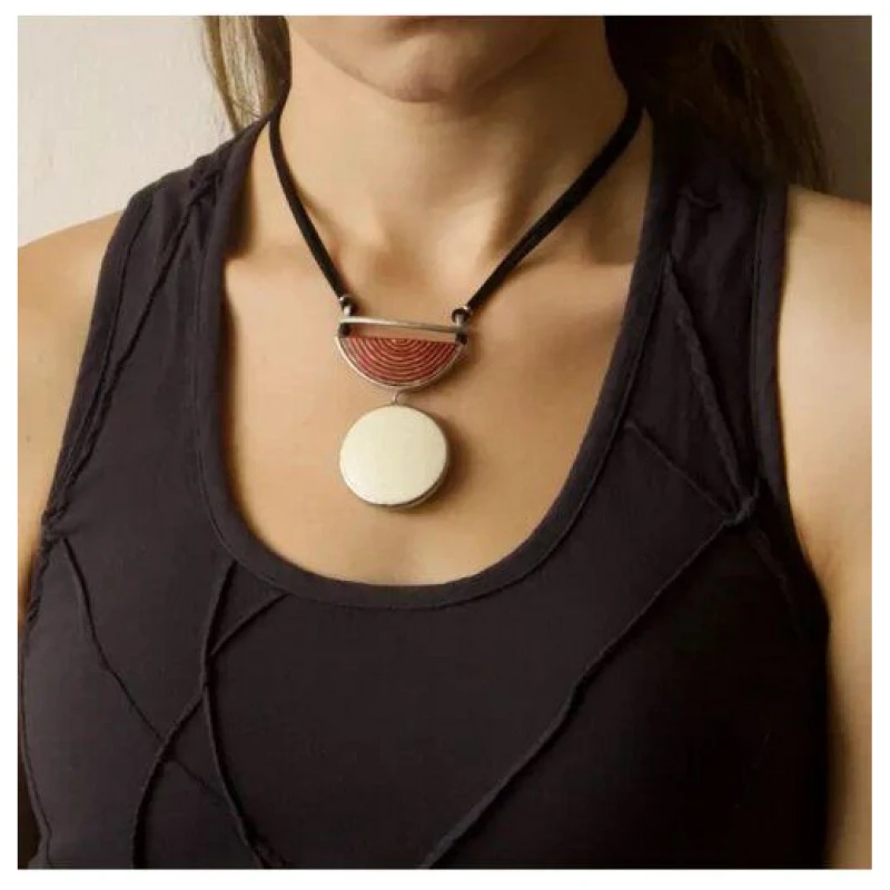 Mambu Design Upcycling Halskette - Rust - Straußeneischmuck