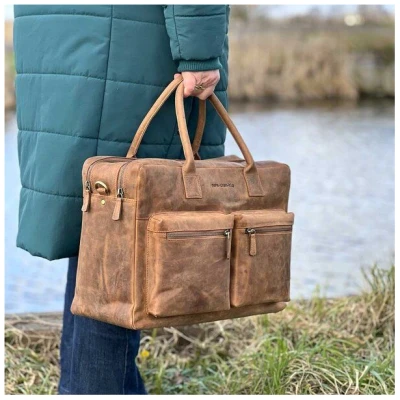 MoreThanHip Große Arbeitstasche mit 15,6"-Laptopfach aus mattem Vintage-Öko-Leder - Sycamore - braun oder schwarz