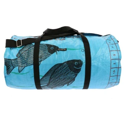 MoreThanHip Wochenend- oder Sporttasche 40L aus recycelten Zement-oder Tierfuttersäcken - Jumbo