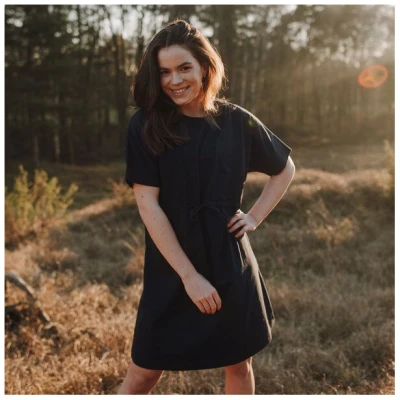NORDLICHT T-Shirt Kleid ILMA Dunkelblau aus 100% Bio-Baumwolle mit Taillenband