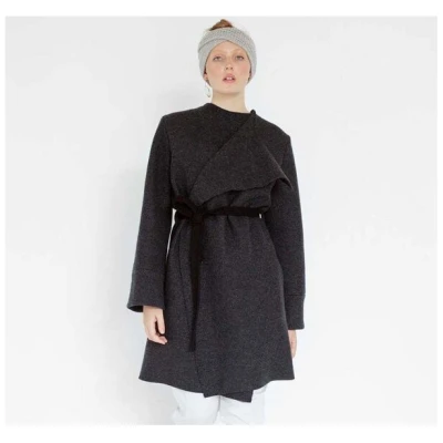 Natascha von Hirschhausen Eleganter Mantel aus Bio-Wolle