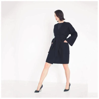 Natascha von Hirschhausen eleganter Mantel aus Bio-Wolle