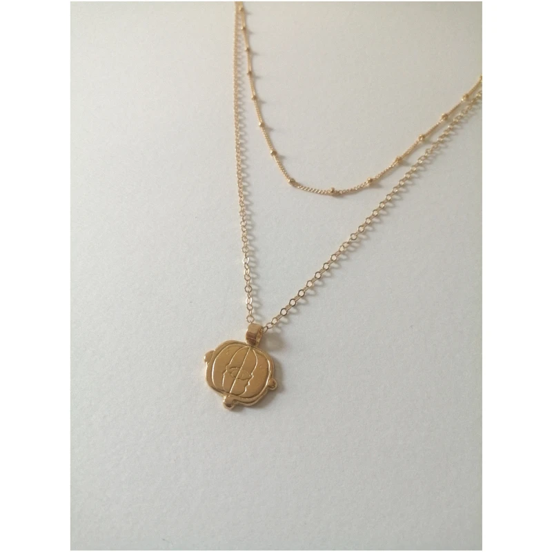 Nouare Jewelry Damen vegan Halskette Neumond Gesicht Vergoldet