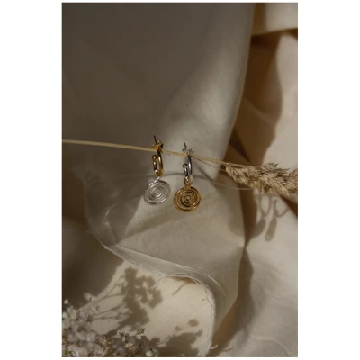 Nouare Jewelry Damen vegan Ohrringe Die Spirale Creolen Silber