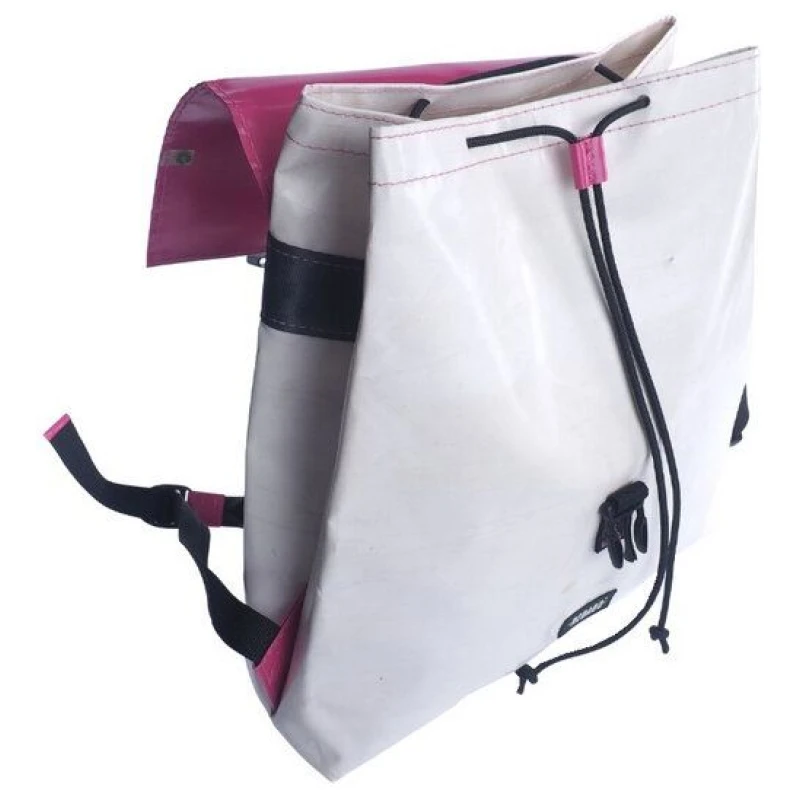 Rebago Rucksack Andy aus recycelter LKW-Plane