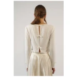 SinWeaver alternative fashion Brautoberteil schlicht langarm mit Zierschleifen