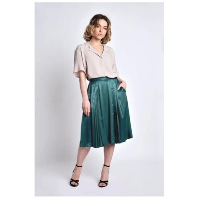 SinWeaver alternative fashion Faltenrock ausgestellt Viskose