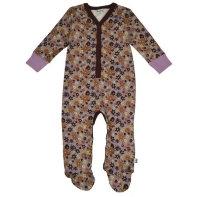 Strampler mit Fuß und Blumendruck von baba Kidswear