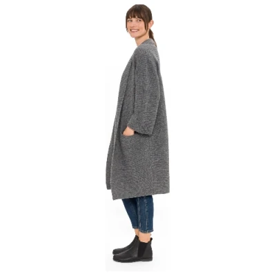 Strickmantel aus reiner Bio-Schurwolle, kiesel 36/38