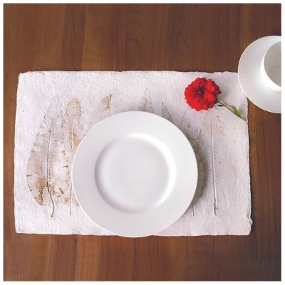 Sundara Tischsets "Imprint" aus handgeschöpftem Recycling Baumwollpapier, Natur