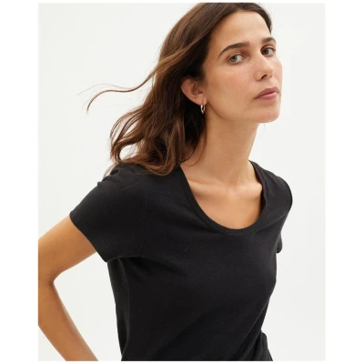 T-Shirt Modell: Hemp Regina