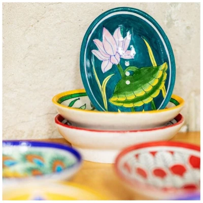 TRANQUILLO Blue Pottery Seifenschale von Hand geformt und bemalt