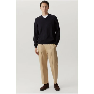 The Ultrasoft V-neck Sweater - Midnight Blue