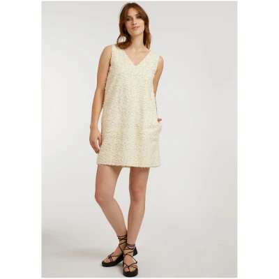 ThokkThokk Damen vegan Kleid V-Ausschnitt Cloud Cream