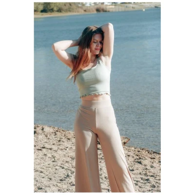 Vivien Joy Crop Top mit Rüschen - Farrah