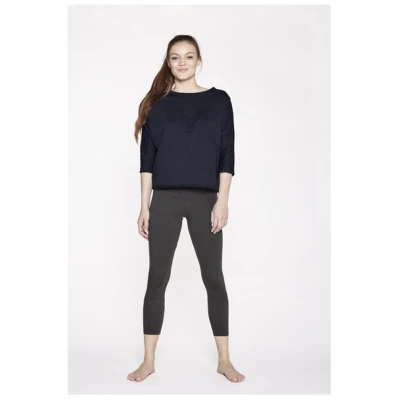 YOIQI Sweater Pulli aus biologischer Baumwolle mit Y Logo